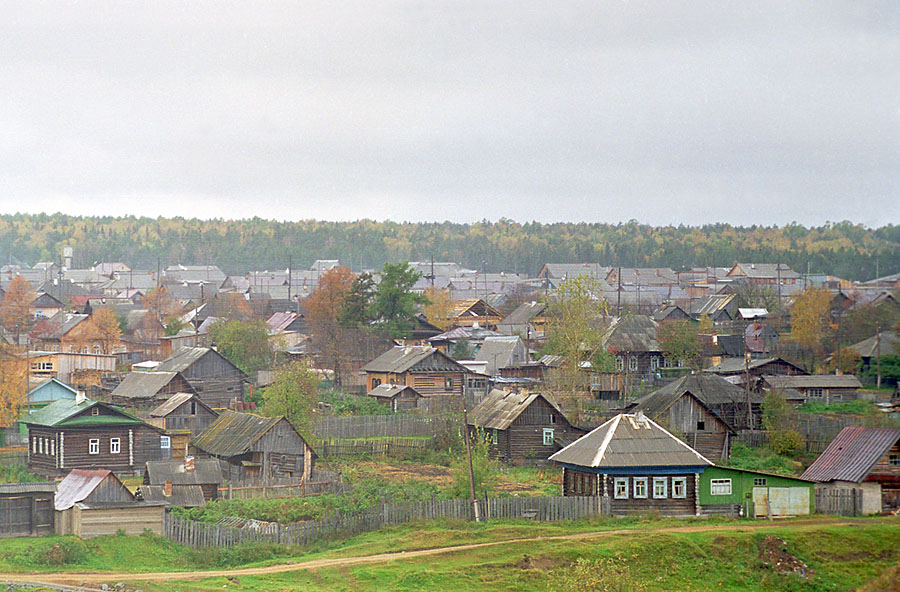 Самый малочисленный город России - Верхотурье  (Свердловская область). Здесь в 1961-м году  начинала  свой трудовой путь Люда Солуянова… Вид на старую часть города.